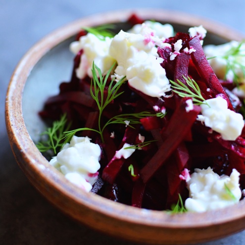 Beetroot salad with horseradish, cranberry & cottage cheese
